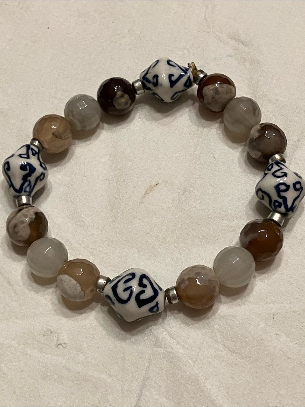 AGATE AND CERAMIC DELFT STYLED BRACELET AND EARRING SET - Picture 5 of 11